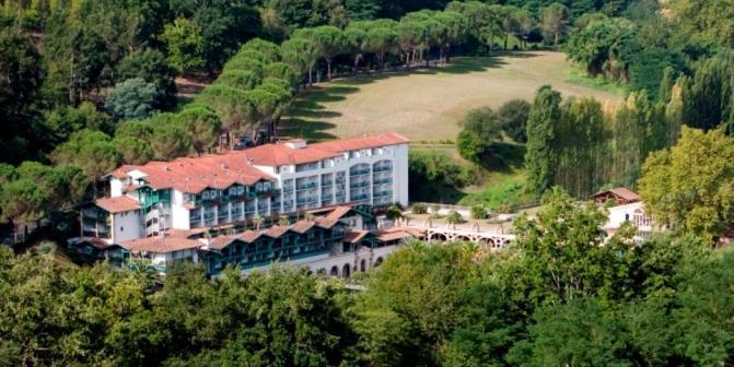 Le Domaine Du Levant Hotell Cambo-les-Bains Exteriör bild
