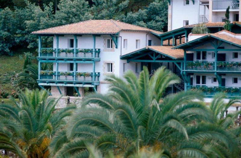 Le Domaine Du Levant Hotell Cambo-les-Bains Exteriör bild