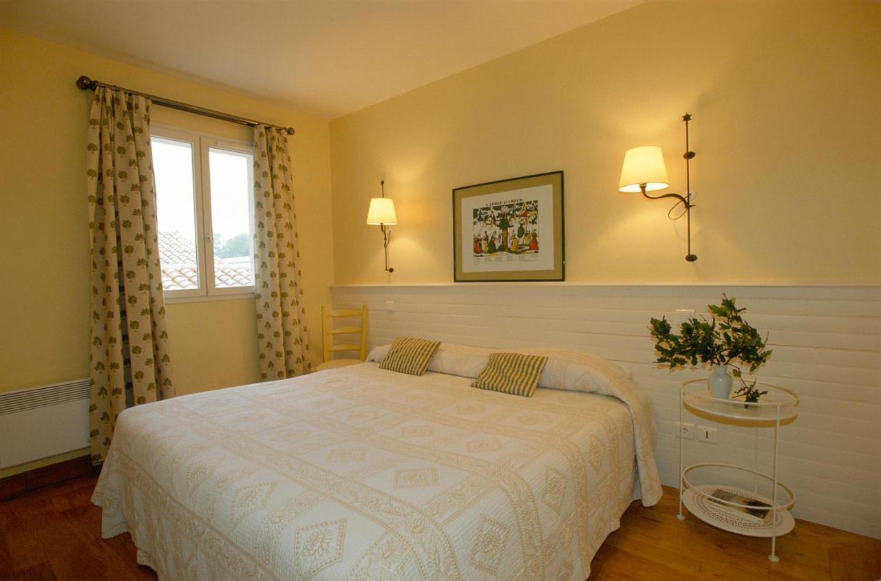 Le Domaine Du Levant Hotell Cambo-les-Bains Exteriör bild